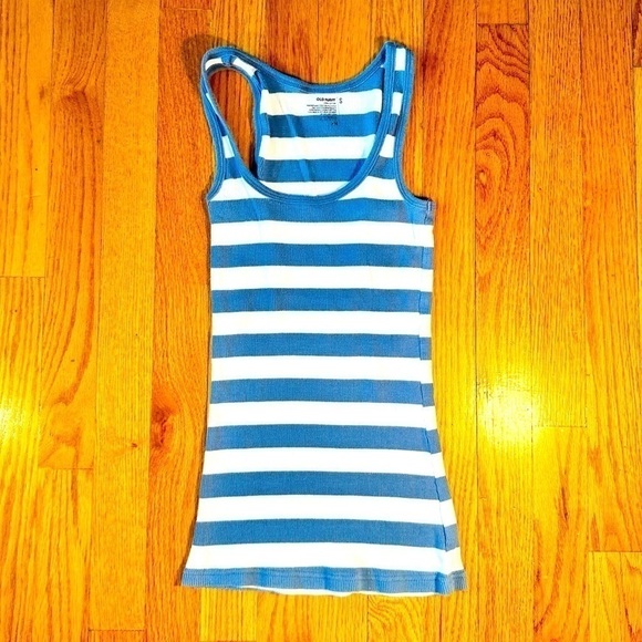 Old Navy women’s Striped Tank Top​ - Picture 1 of 8